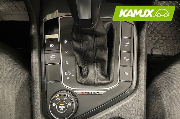 Volkswagen Tiguan 19 of 26