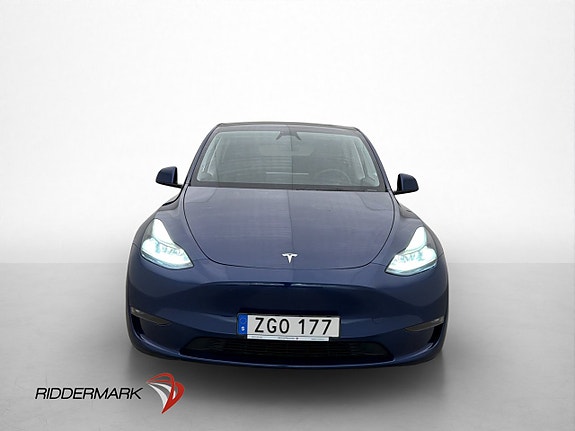 Tesla Model Y 3 of 30