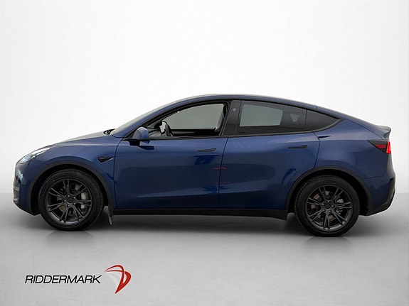 Tesla Model Y 5 of 30