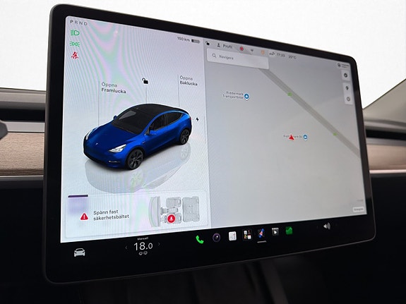 Tesla Model Y 21 of 30