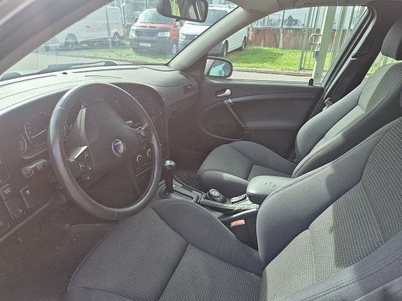 Saab 9-5 5 of 5