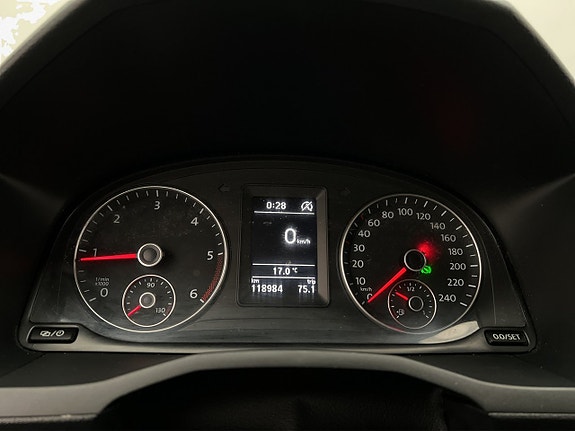 Volkswagen Caddy Maxi 18 of 29