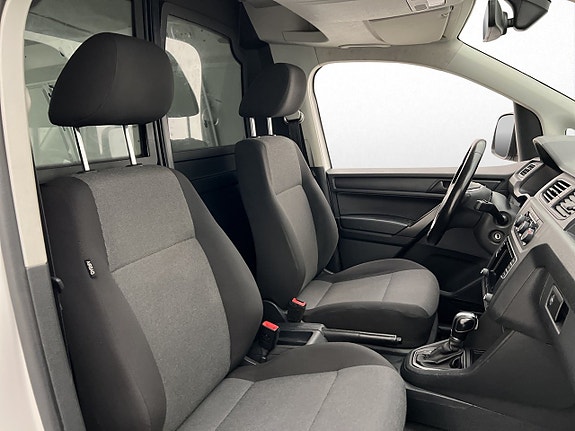 Volkswagen Caddy Maxi 24 of 29