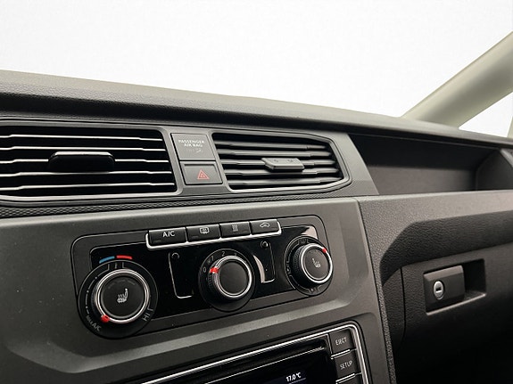 Volkswagen Caddy Maxi 21 of 29