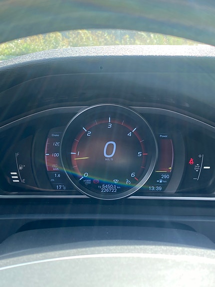 Volvo V40 8 of 8
