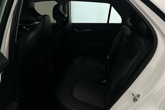 Kia Niro 13 of 21