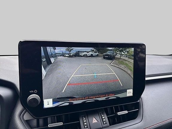 Toyota RAV4 13 of 15
