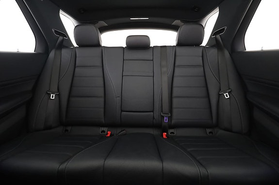 Mercedes-Benz GLE350 d 16 of 30