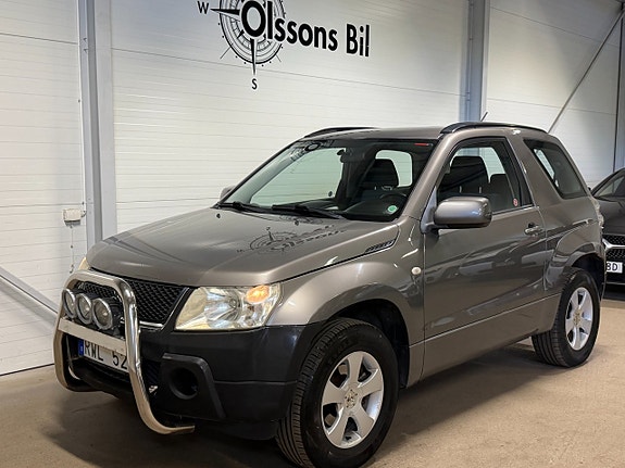 Suzuki Grand Vitara 2 of 16