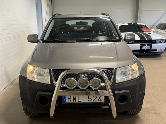 Suzuki Grand Vitara 9 of 16