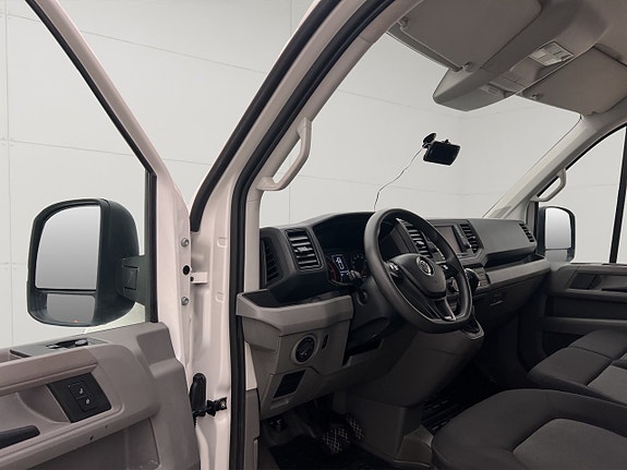 Volkswagen Crafter 13 of 30