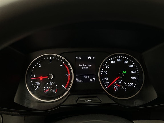 Volkswagen Crafter 17 of 30