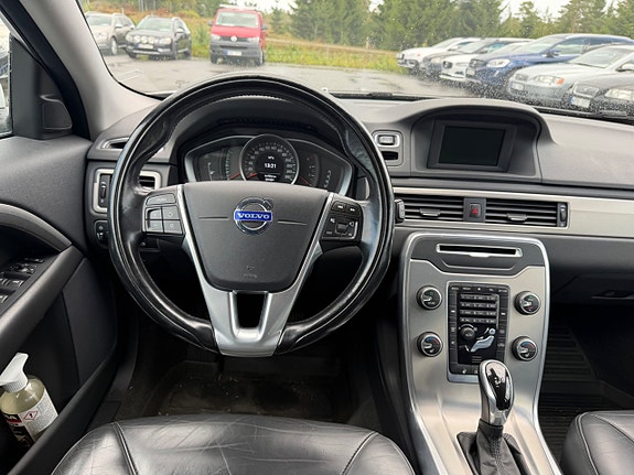 Volvo V70 15 of 26