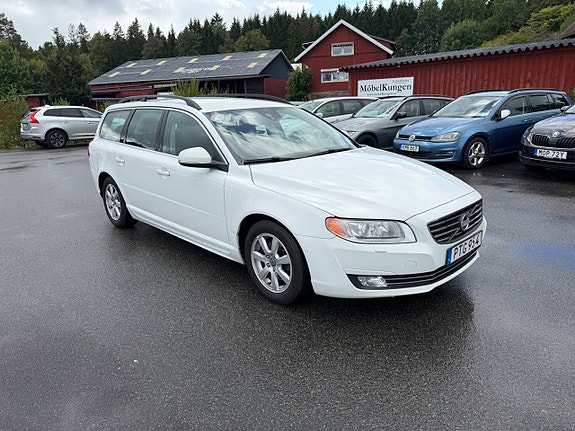Volvo V70 7 of 26