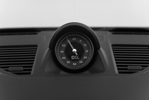 Porsche 911 17 of 30