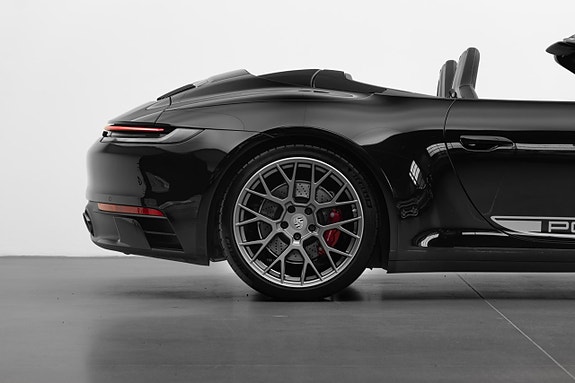 Porsche 911 10 of 30