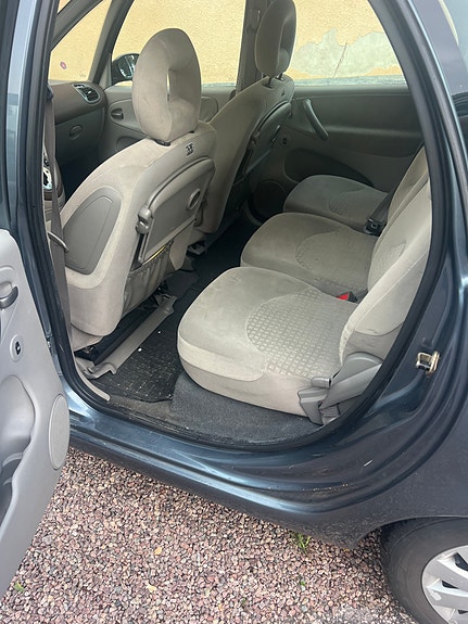 Citroen Xsara Picasso 3 of 6