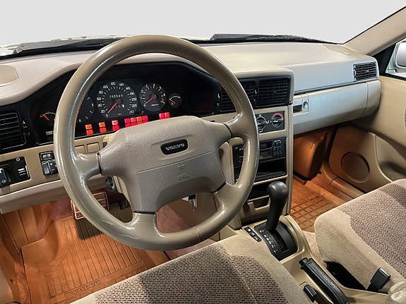 Volvo 960 10 of 24