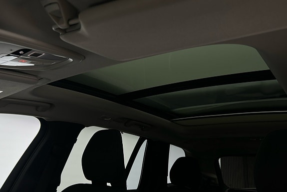 Volvo XC90 20 of 30