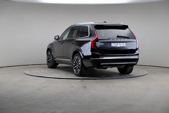 Volvo XC90 2 of 30