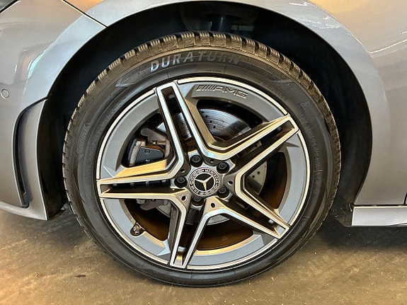 Mercedes-Benz CLA250 e 4 of 16
