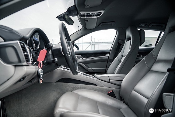 Porsche Panamera S 5 of 20