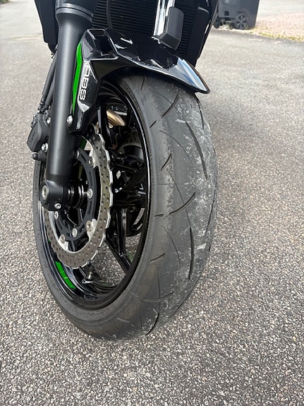 Kawasaki Z650 12 of 13