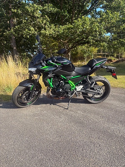 Kawasaki Z650 2 of 13