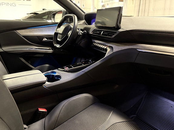 Peugeot 3008 9 of 17