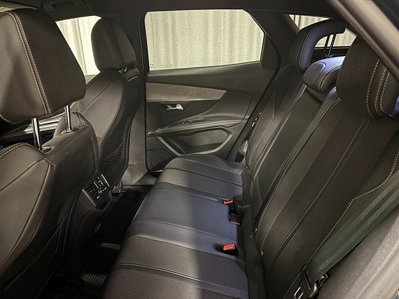 Peugeot 3008 6 of 17