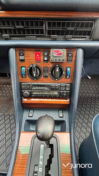 Mercedes-Benz 300 SE 13 of 18