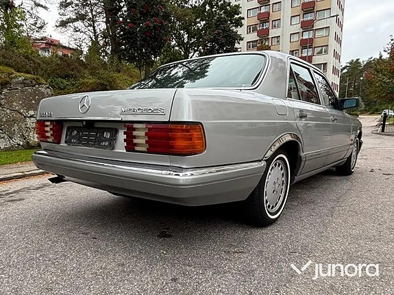 Mercedes-Benz 300 SE 6 of 18
