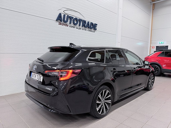 Toyota Corolla 7 of 19