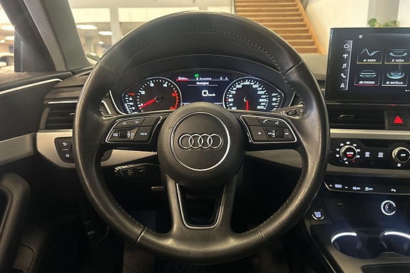 Audi A4 17 of 30