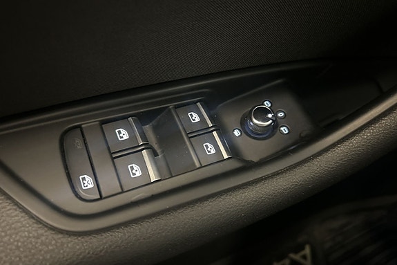 Audi A4 23 of 30
