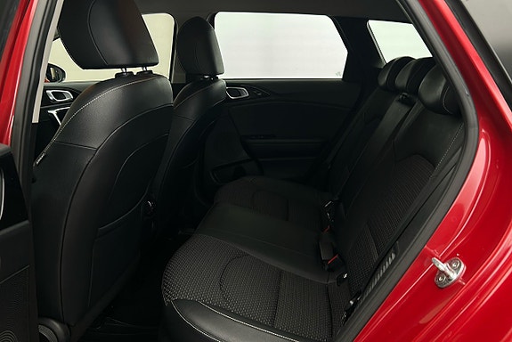 Kia Ceed 13 of 21