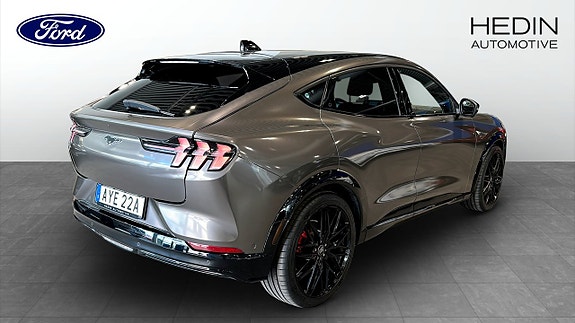 Ford Mustang Mach-E 2 of 22