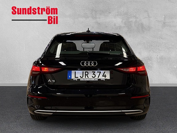 Audi A3 4 of 23