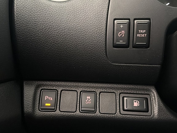 Nissan Navara 15 of 30