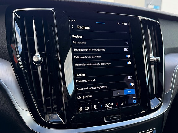 Volvo V60 23 of 30