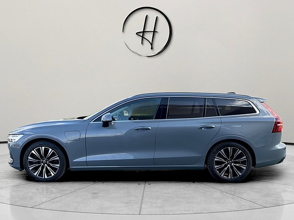 Volvo V60 8 of 30