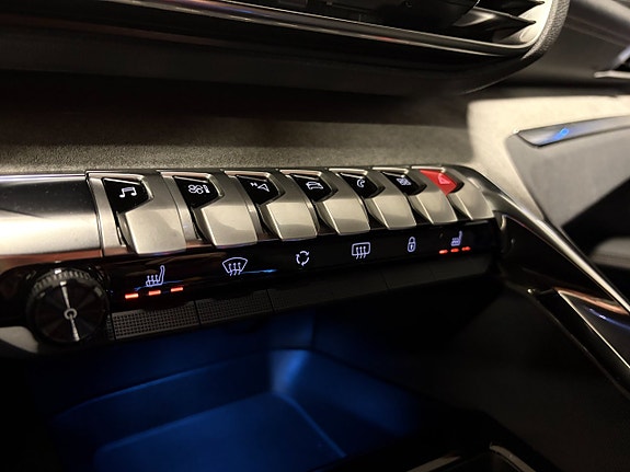 Peugeot 3008 6 of 12