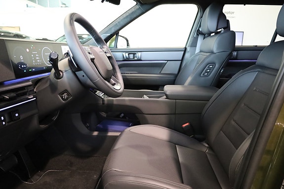 Hyundai Santa Fe 8 of 29