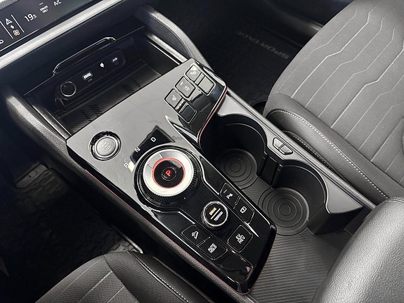 Kia Sportage 12 of 18