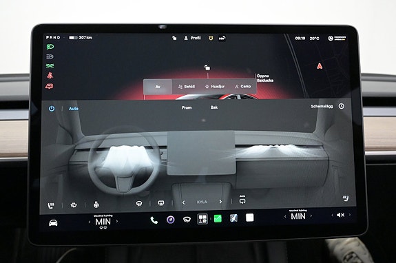 Tesla Model 3 15 of 27