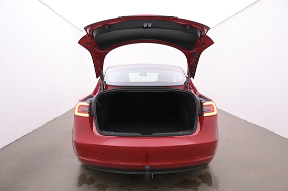 Tesla Model 3 23 of 27