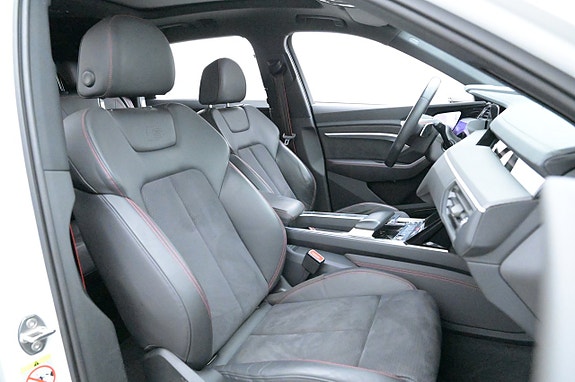 Audi Q8 15 of 27