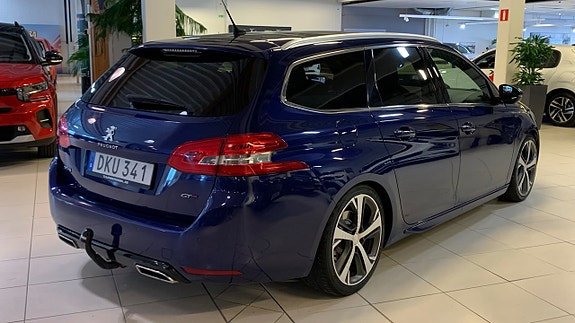 Peugeot 308 SW 3 of 14