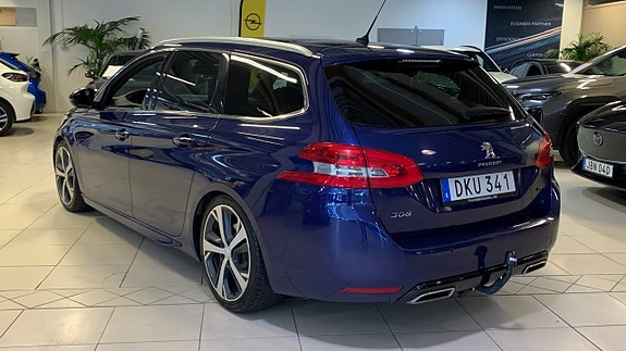 Peugeot 308 SW 2 of 14