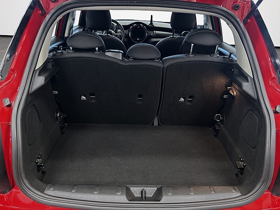 MINI Cooper 21 of 23